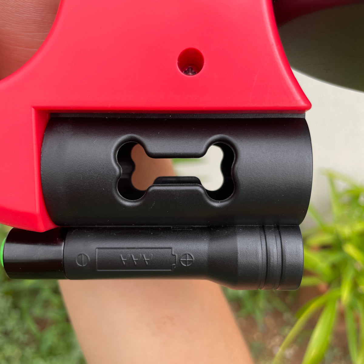 Double Laisse PawVolt™ — Anti-Nœuds 360° avec LED & Porte-Sacs pour 2 Chiens