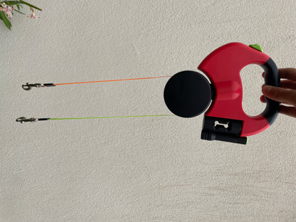 Double Laisse PawVolt™ — Anti-Nœuds 360° avec LED & Porte-Sacs pour 2 Chiens